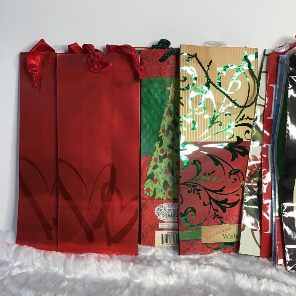 Wine Bottle Gift Bags (10) Total 13.25" Tall - New‎